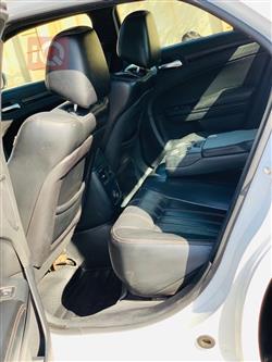 کرایسلەر 300